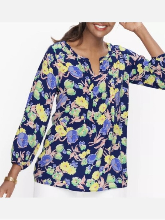 Talbots Tops - Talbots Petite Navy Floral Pintuck Split Neck Blouse 3/4 Sleeve Top LP